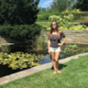 Meet your Posher, Emily